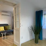 Lägenhet Turqoise Bukarest